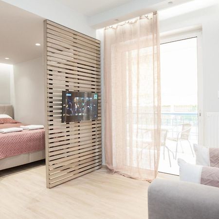Petralona Gem Hotel-Style Studio With Balcony Athens Exterior photo